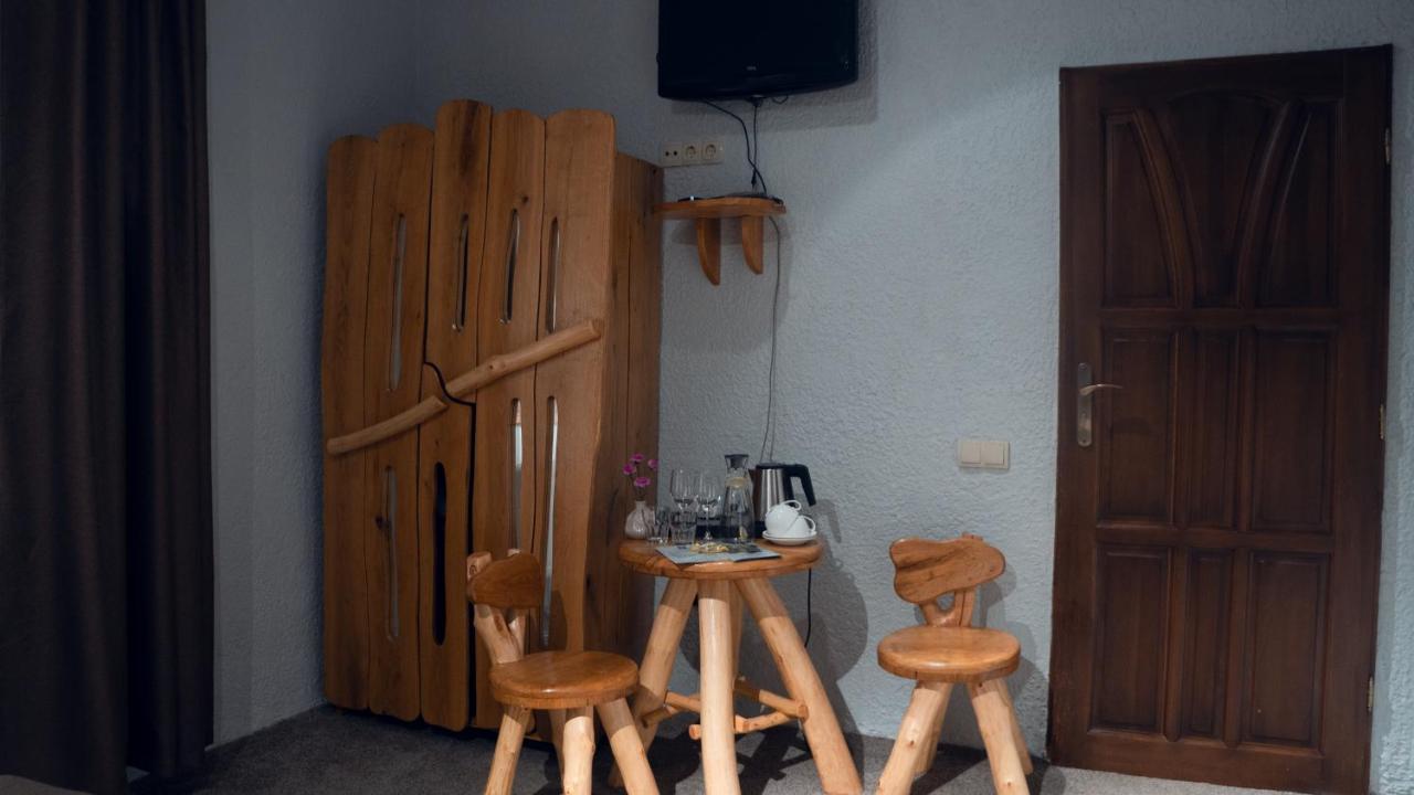 Stara Pravda Hotel - Vykrutasy Bukoveľ Exteriér fotografie