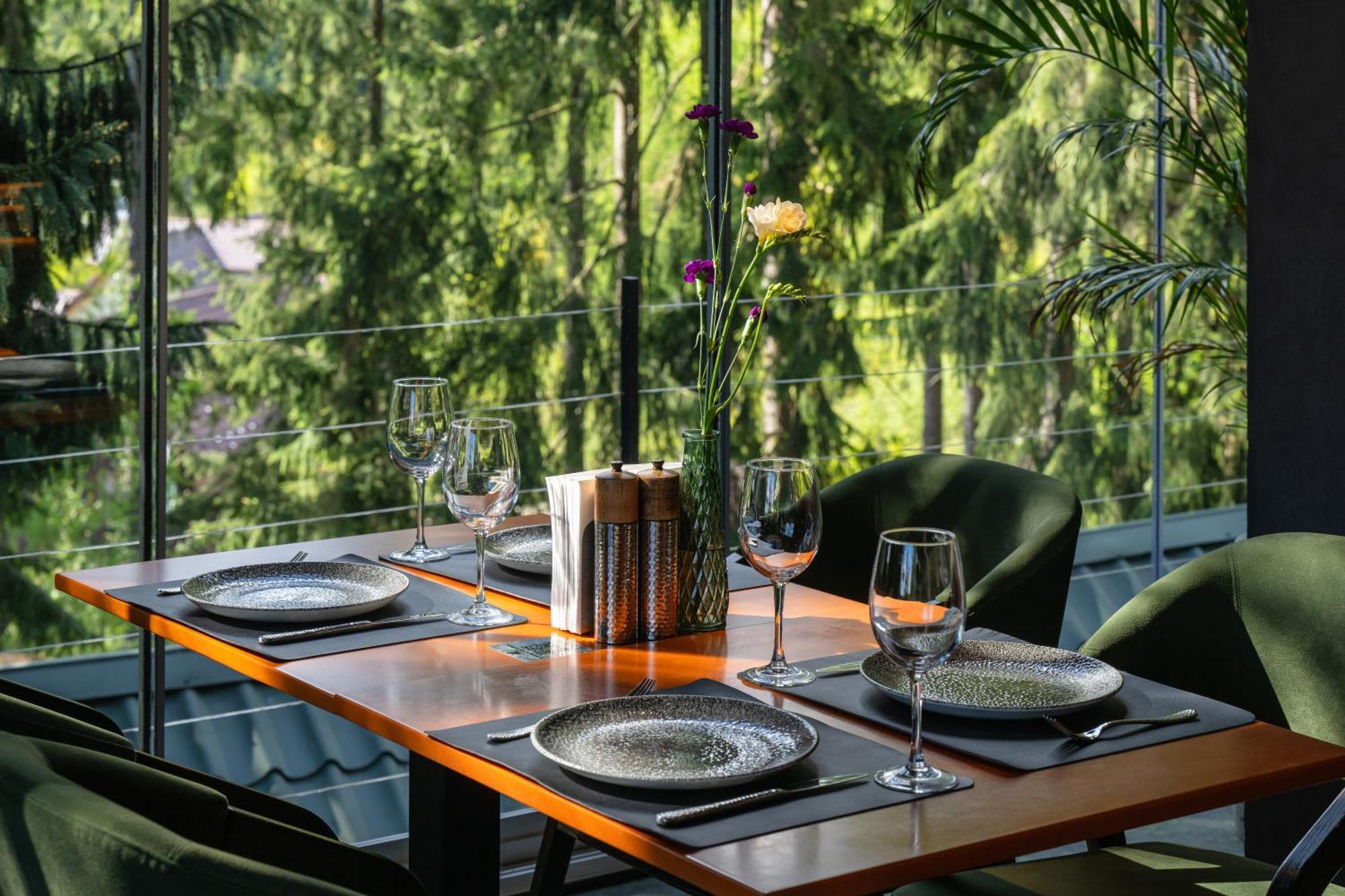 Stara Pravda Hotel - Vykrutasy Bukoveľ Exteriér fotografie